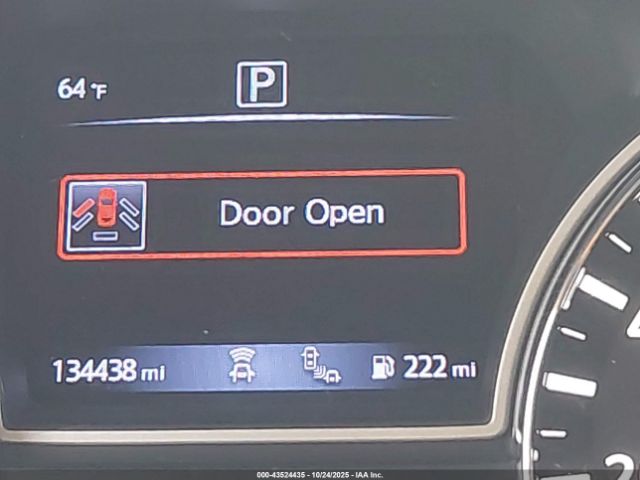 Nissan Pathfinder Sv 2wd Image 5