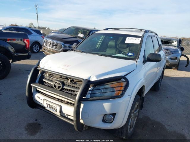 Toyota RAV4 Sport V6 Image 3