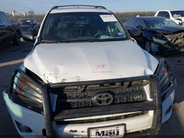 Toyota RAV4 Sport V6 Image 7