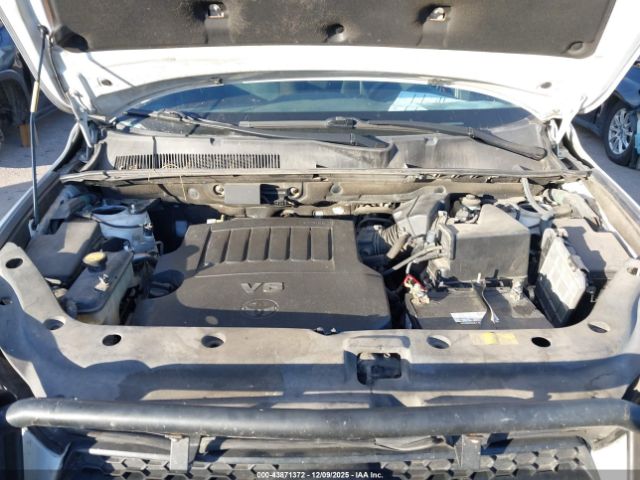 Toyota RAV4 Sport V6 Image 8