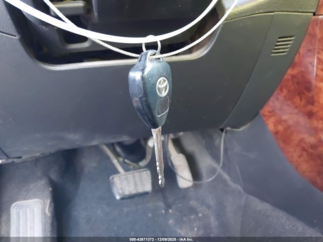 Toyota RAV4 Sport V6 Image 9