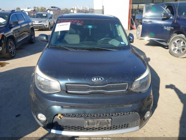 Kia Soul + Image 13