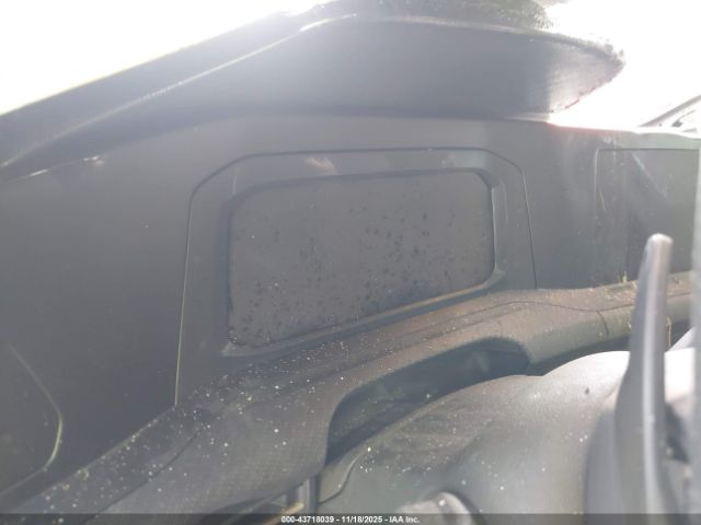 Volkswagen Golf 2.0t Image 13