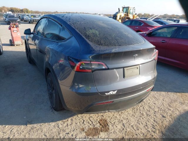 Tesla Model Y Long Range Dual Motor All-wheel Drive Image 18