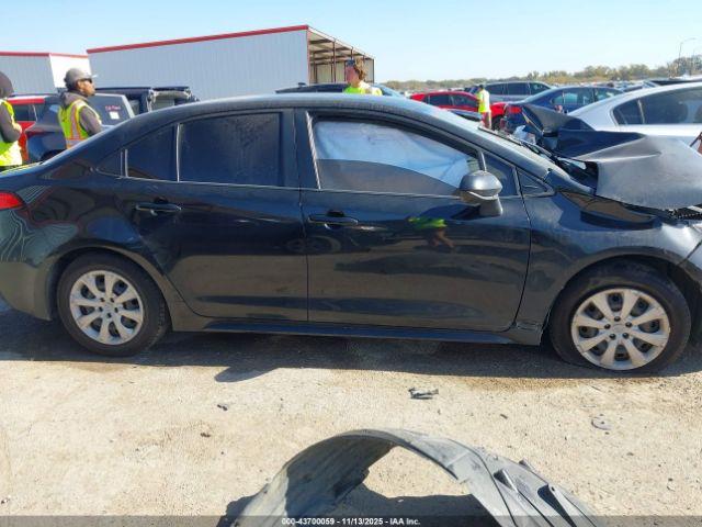 Toyota Corolla Le Image 9