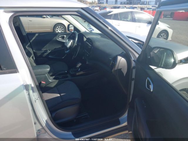 Kia Soul Ex Image 16