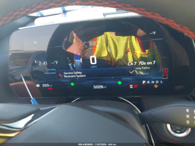 Chevrolet Equinox Fwd Rs Image 8