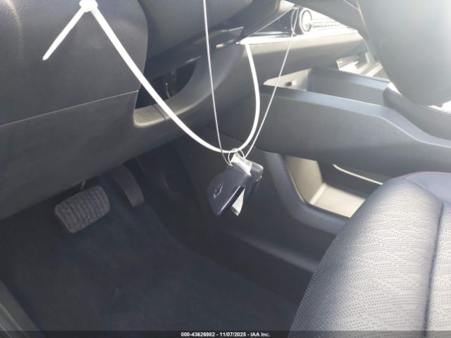 Chevrolet Equinox Fwd Rs Image 15