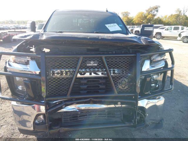 Chevrolet Silverado 2500 4wd  Standard Bed Lt Image 5