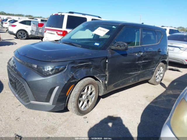 Kia Soul Lx Image 11