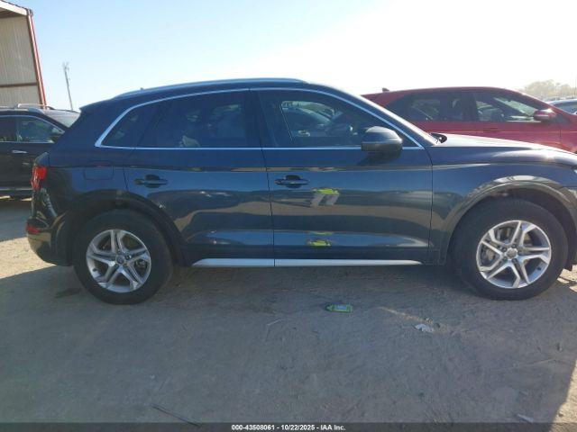 Audi Q5 45 Premium Image 17
