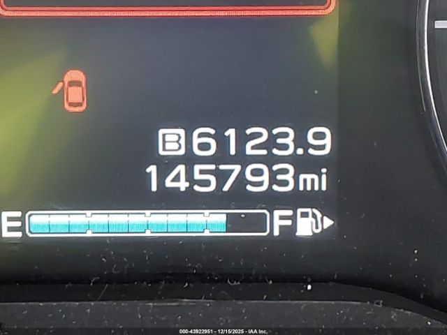 Subaru Impreza Base Image 9