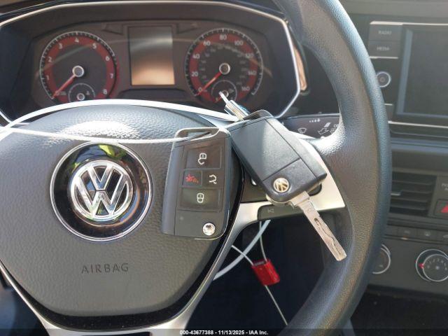 Volkswagen Jetta Image 14