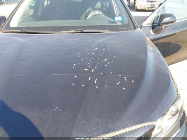 Toyota Camry Se Image 15