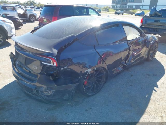 Tesla Model 3 Performance Image 11