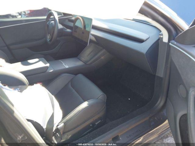 Tesla Model 3 Performance Image 5