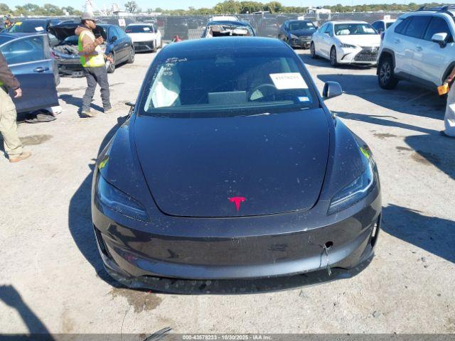 Tesla Model 3 Performance Image 13