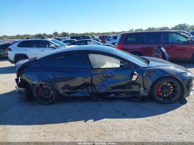 Tesla Model 3 Performance Image 10