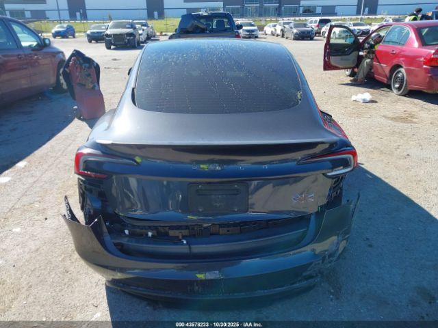 Tesla Model 3 Performance Image 14