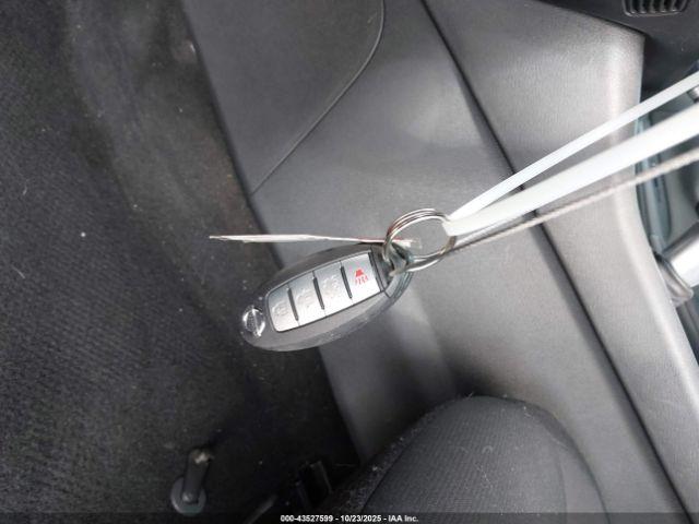 Nissan Sentra S Xtronic Cvt Image 6