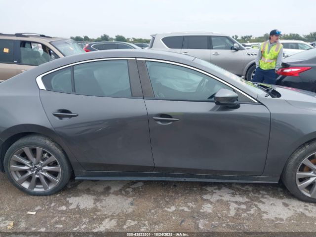 Mazda Mazda3 Select Package Image 10