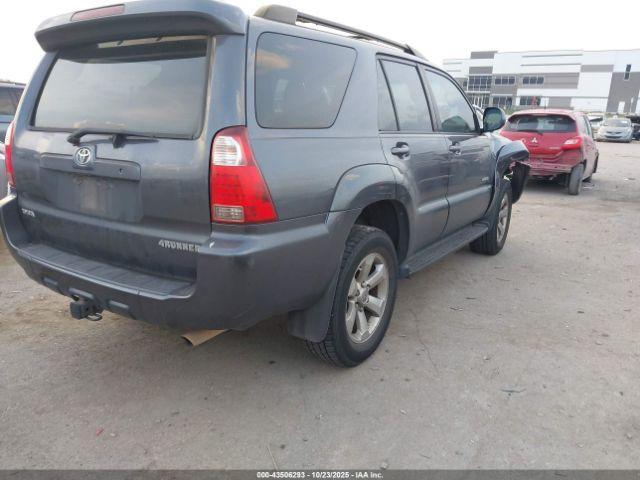 Toyota 4Runner Limited V6 Image 4