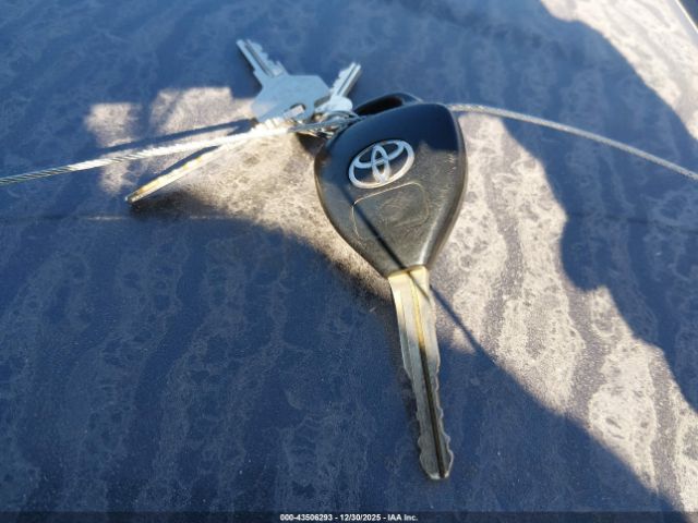 Toyota 4Runner Limited V6 Image 11