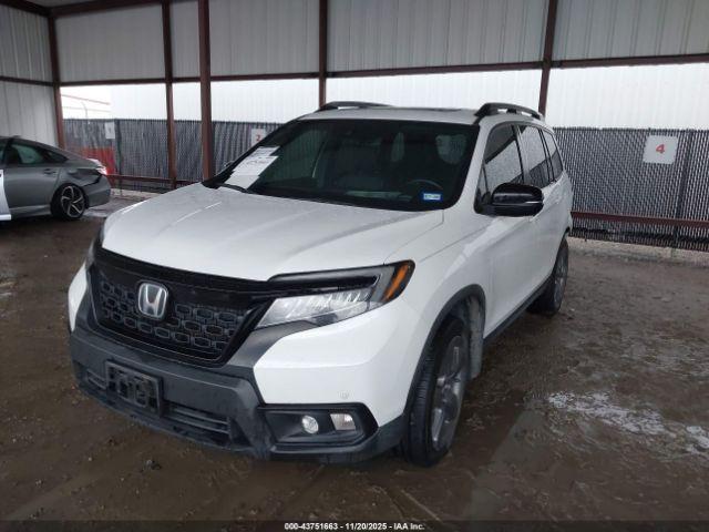 Honda Passport Awd Touring Image 7