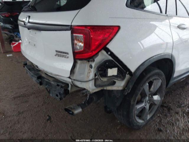 Honda Passport Awd Touring Image 10