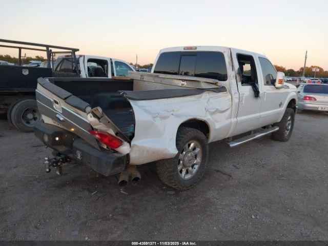 Ford F-250 Lariat Image 3