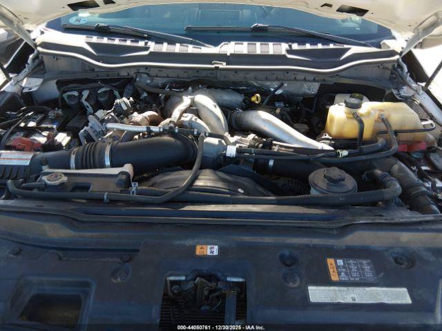 Ford F-350 Xl Image 8