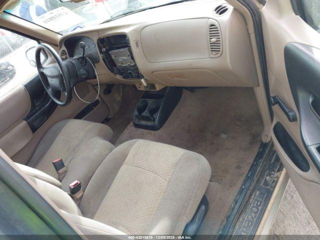 Mazda B Series Image 16