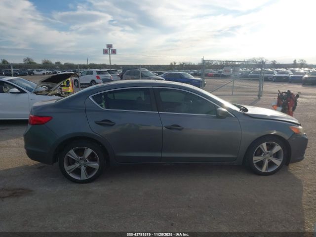 Acura ILX 2.0l Image 11