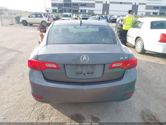 Acura ILX 2.0l Image 9