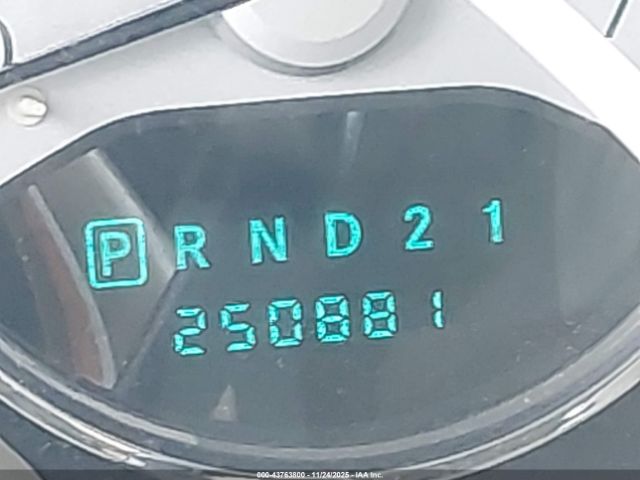 Chrysler Aspen Limited Image 9