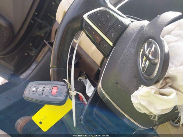 Toyota Highlander Xle Image 10