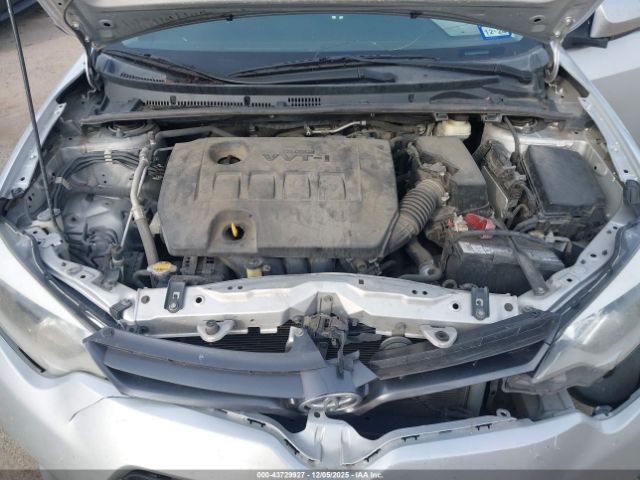 Toyota Corolla Le Image 9