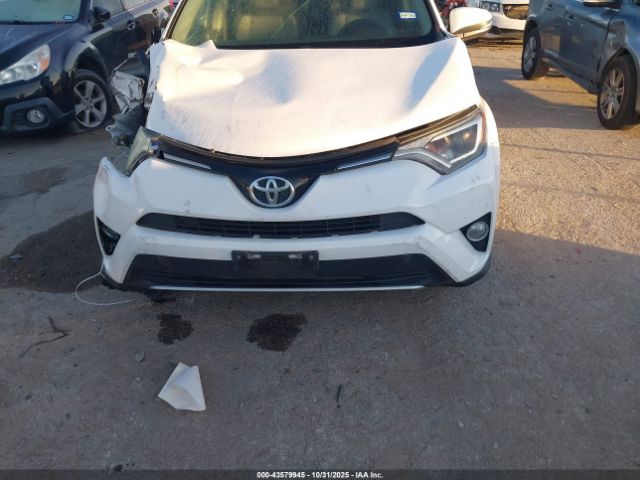 Toyota RAV4 Xle Image 11