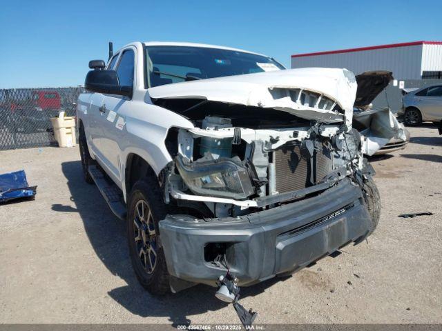  Salvage Toyota Tundra