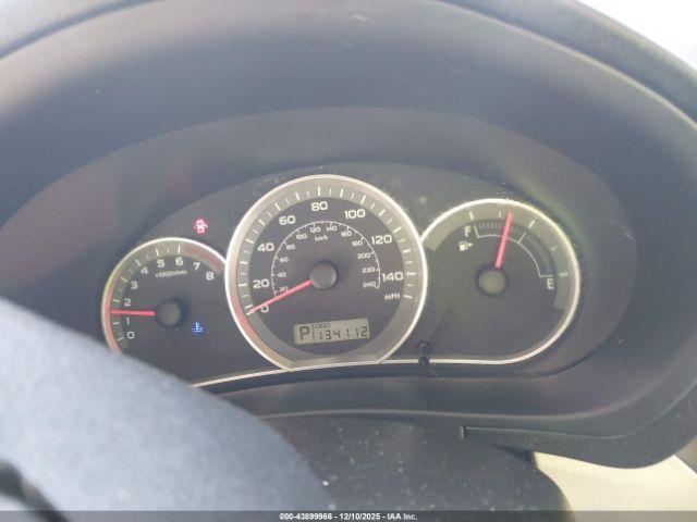 Subaru Impreza 2.5i Image 8