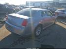 Chrysler 300 Limited Image 7