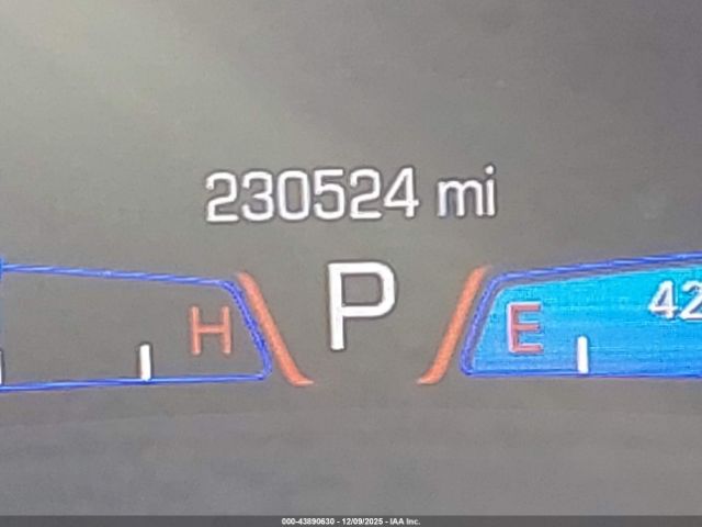 Chrysler 300 Limited Image 15