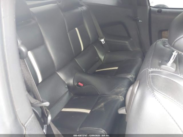 Ford Mustang V6 Image 2