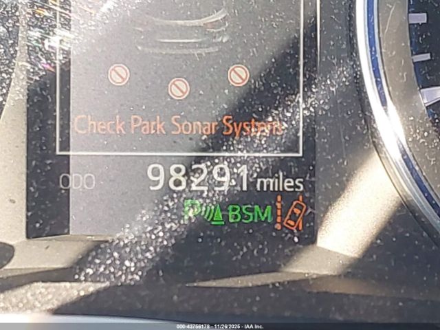 Toyota Highlander Limited Platinum Image 15