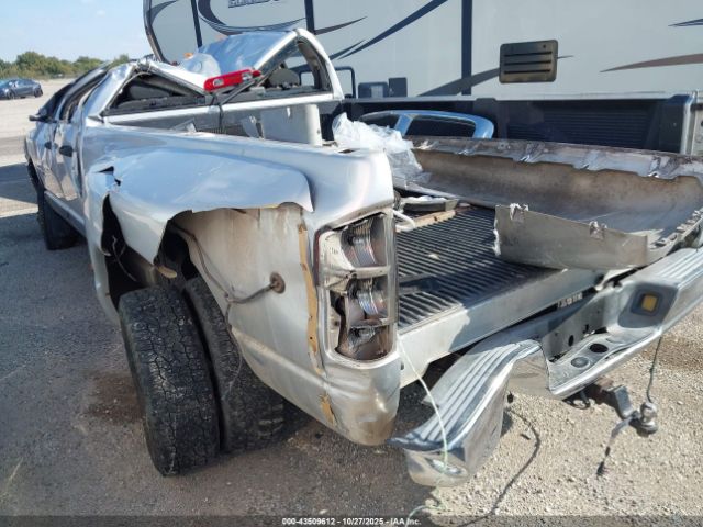 Dodge Ram 3500 Image 4