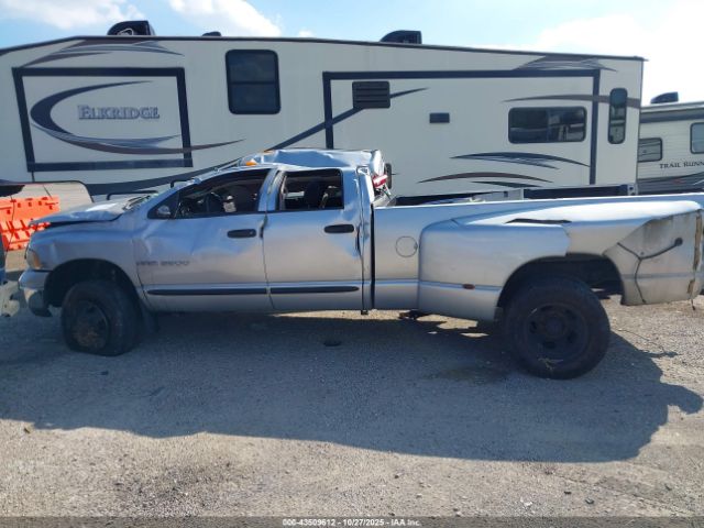 Dodge Ram 3500 Image 14
