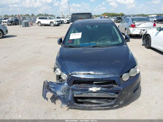 Chevrolet Sonic Ls Auto Image 12