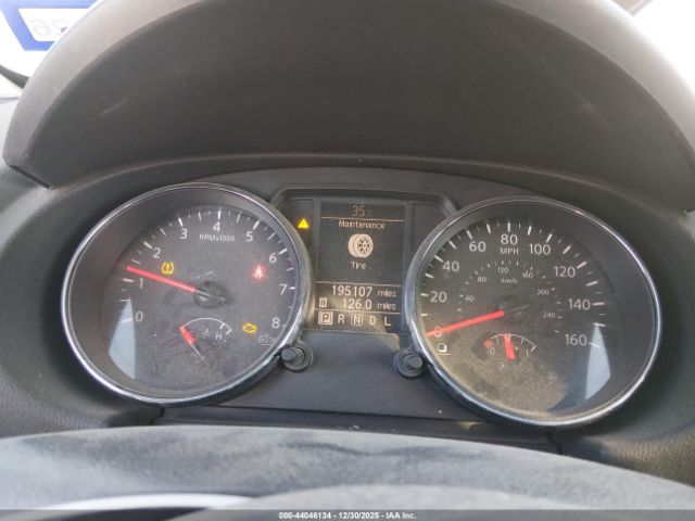 Nissan Rogue Sv Image 11