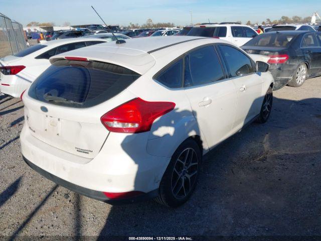 Ford Focus Titanium Image 9