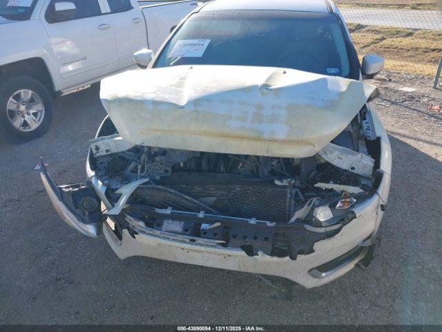 Ford Focus Titanium Image 2